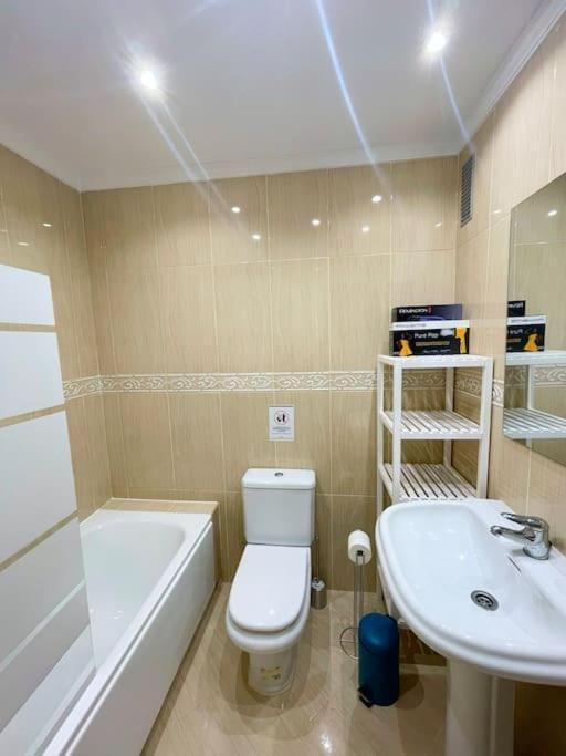 Modern Apartment In Malaga - Rosas Extérieur photo