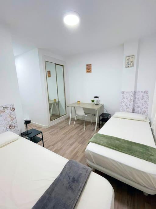 Modern Apartment In Malaga - Rosas Extérieur photo